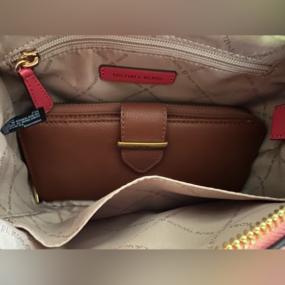 NWT Michael Kors Hyde Small Satchel Pebbled Leather - Picture 8 of 10